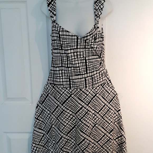 Jacob Black lady dress crossover at bust size 13-14 - Picture 4 of 4
